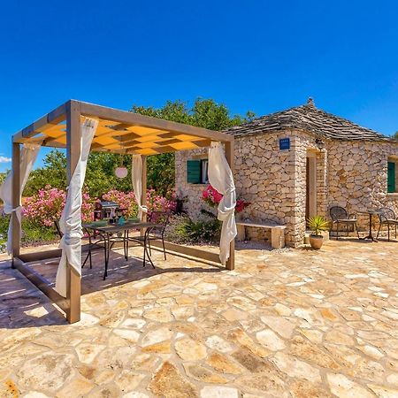Magical Island Home Supetar Extérieur photo