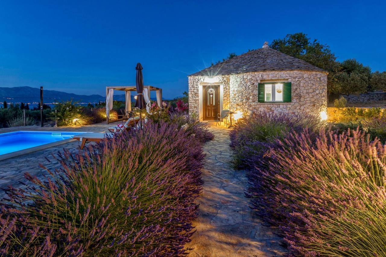 Magical Island Home Supetar Extérieur photo