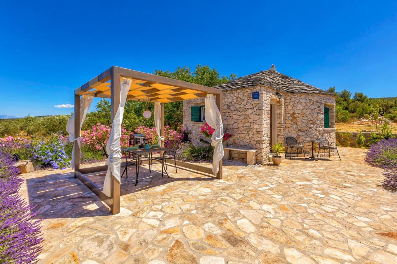 Magical Island Home Supetar Extérieur photo